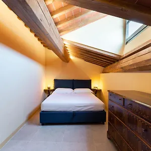Apartment Sdrucciolo Dei Pitti Fourth Floor, Florence